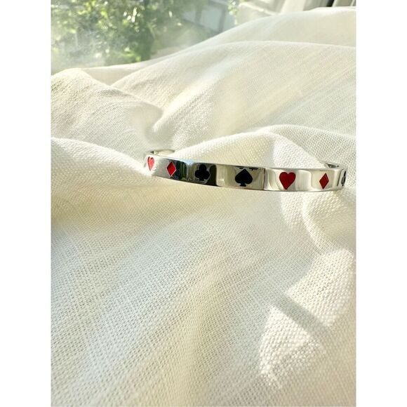 Silver color poker face bangle bracelet - Picture 4 of 5